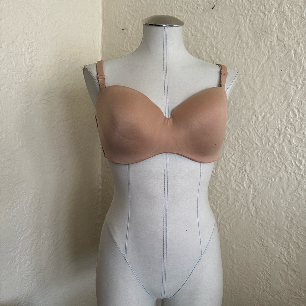Victoria’s Secret Body by Victoria Lined Strapless Nude Beige Convertible Bra